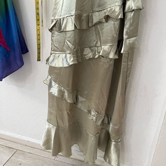 Elegant Satin Ruffle Dress in Mint Green - Picture 8 of 9